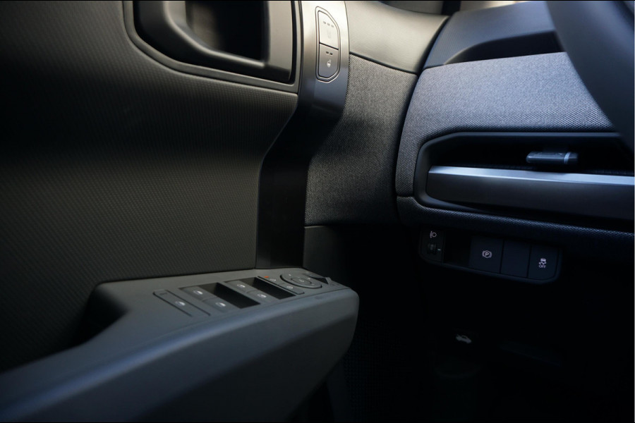 Kia EV3 Plus 81.4 kWh | Adaptieve cruise + Lane dep | 605km WLTP | Apple Carplay | Verwarde stoelen + stuurwiel | Keyless |