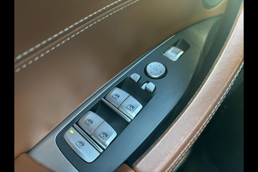 BMW X3 xDrive30e M Sport Plug-in Hybrid 292pk | VOL! | Panormamadak | Adaptive cruise | Trekhaak | M-pakket | Sportstoelen | 21 inch | Head-up Display | Memory seats | Harman Kardon | 360 graden camera | Keyless | Stoelverwarming | Adaptief deming systeem | Draadloos opladen