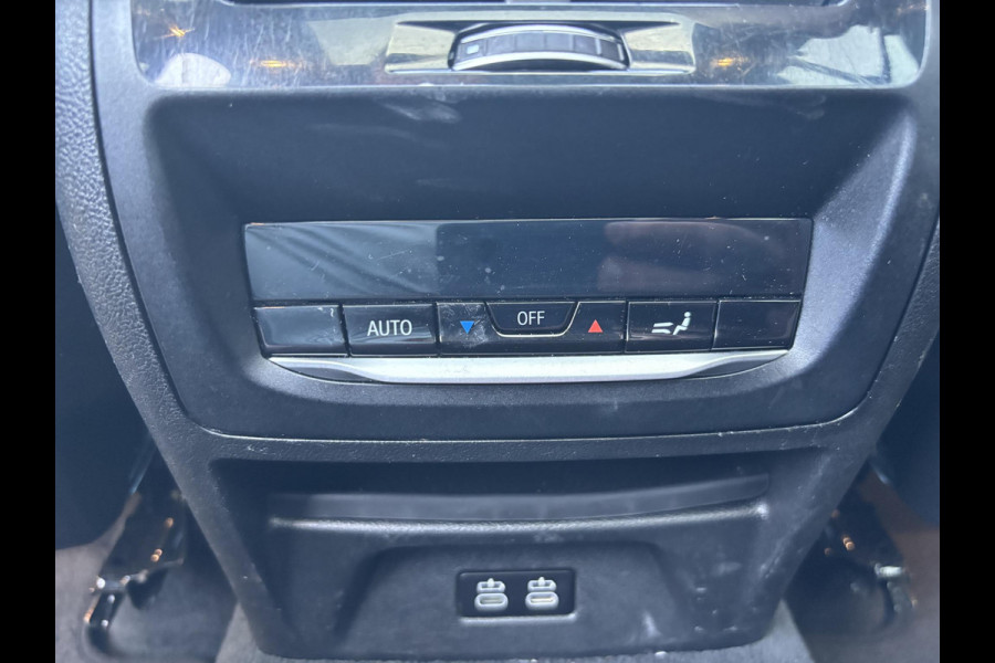 BMW X3 xDrive30e M Sport Plug-in Hybrid 292pk | VOL! | Panormamadak | Adaptive cruise | Trekhaak | M-pakket | Sportstoelen | 21 inch | Head-up Display | Memory seats | Harman Kardon | 360 graden camera | Keyless | Stoelverwarming | Adaptief deming systeem | Draadloos opladen