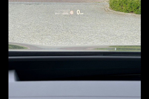 Volkswagen ID.4 Tech Max 77 kWh, VOL OPTIES, panoramadak, electr trekhaak, headup display, matrix led, NL auto met nap