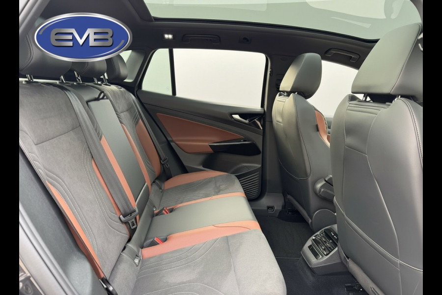 Volkswagen ID.4 Tech Max 77 kWh, VOL OPTIES, panoramadak, electr trekhaak, headup display, matrix led, NL auto met nap