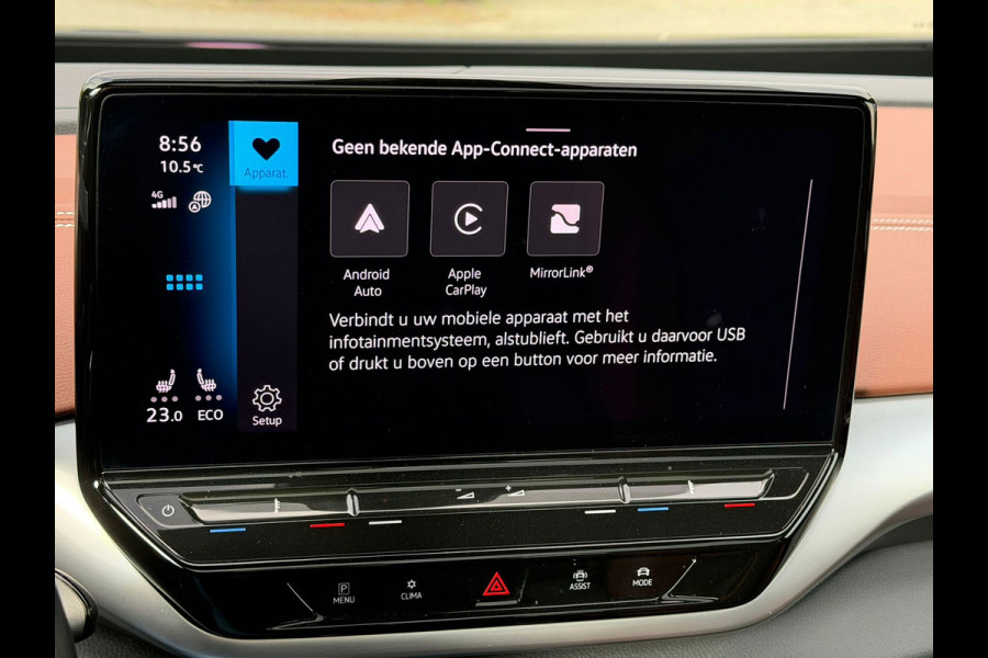 Volkswagen ID.4 Tech Max 77 kWh, VOL OPTIES, panoramadak, electr trekhaak, headup display, matrix led, NL auto met nap