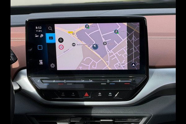 Volkswagen ID.4 Tech Max 77 kWh, VOL OPTIES, panoramadak, electr trekhaak, headup display, matrix led, NL auto met nap
