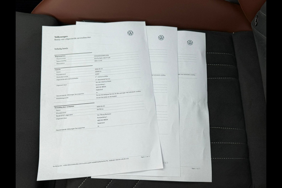 Volkswagen ID.4 Tech Max 77 kWh, VOL OPTIES, panoramadak, electr trekhaak, headup display, matrix led, NL auto met nap