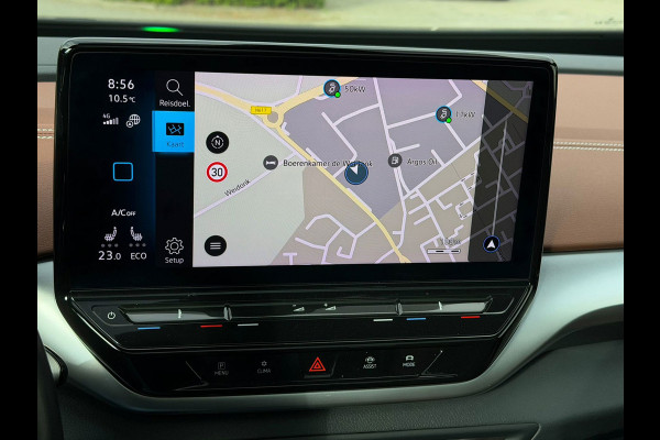 Volkswagen ID.4 Tech Max 77 kWh, VOL OPTIES, panoramadak, electr trekhaak, headup display, matrix led, NL auto met nap