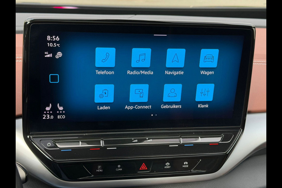 Volkswagen ID.4 Tech Max 77 kWh, VOL OPTIES, panoramadak, electr trekhaak, headup display, matrix led, NL auto met nap