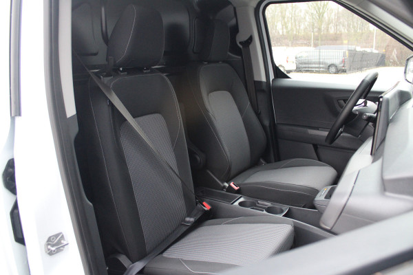 Ford E-Transit Courier Trend 44 kWh 136pk - Stoel/Stuurverwarming - Camera - Cruise - Carplay/Android - Rijklaar