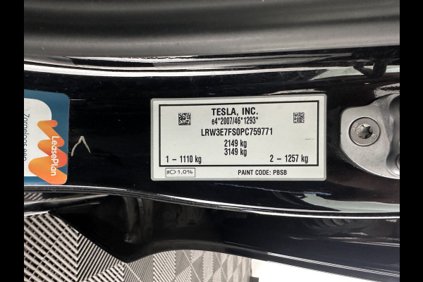 Tesla Model 3 Standard RWD Plus 60 kWh (⚠️electric motor makes a scraping noise ⚠️) [ 3-Fase-11kW ] {SOH-88%]  (INCL-BTW) Aut. *PANO | AUTOPILOT | LEATHER | KEYLESS | FULL-LED | MEMORY-PACK | TOPVIEW | DAB | CARPLAY | DIGI-COCKPIT | LANE-ASSIST | COMFORTSEATS | 19"ALU*
