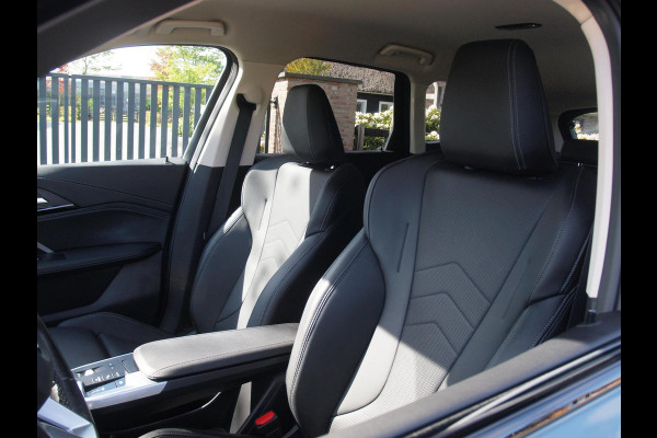 BMW X1 sDrive18i | NIEUW MODEL | Trekhaak | Sportstoelen met geheugen | Sfeerverlichting | Camera | Leer |