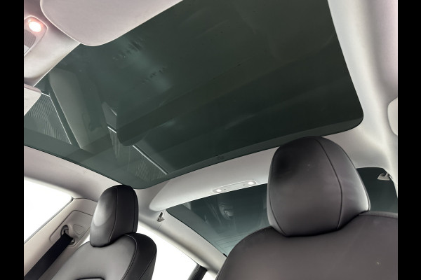 Tesla Model 3 Standard RWD Plus 60 kWh [ 3-Fase-11kW ] {SOH-87%} (INCL-BTW) Aut. *PANO | AUTOPILOT | LEATHER | KEYLESS | FULL-LED | MEMORY-PACK | TOPVIEW | DAB | CARPLAY | DIGI-COCKPIT | LANE-ASSIST | COMFORTSEATS | 19"ALU*