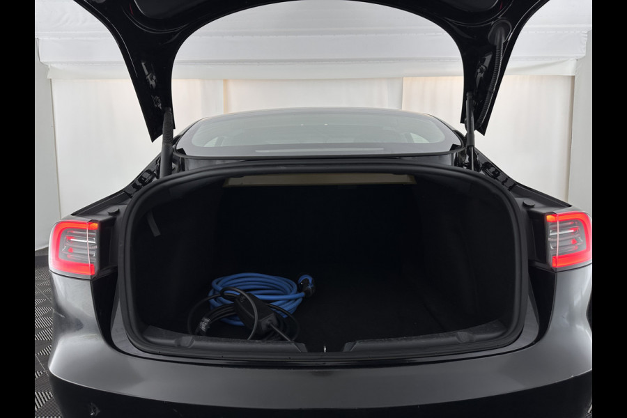 Tesla Model 3 Standard RWD Plus 60 kWh [ 3-Fase-11kW ] {SOH-87%} (INCL-BTW) Aut. *PANO | AUTOPILOT | LEATHER | KEYLESS | FULL-LED | MEMORY-PACK | TOPVIEW | DAB | CARPLAY | DIGI-COCKPIT | LANE-ASSIST | COMFORTSEATS | 19"ALU*