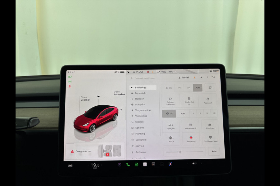 Tesla Model 3 Standard RWD Plus 60 kWh [ 3-Fase-11kW ] {SOH-87%} (INCL-BTW) Aut. *PANO | AUTOPILOT | LEATHER | KEYLESS | FULL-LED | MEMORY-PACK | TOPVIEW | DAB | CARPLAY | DIGI-COCKPIT | LANE-ASSIST | COMFORTSEATS | 19"ALU*