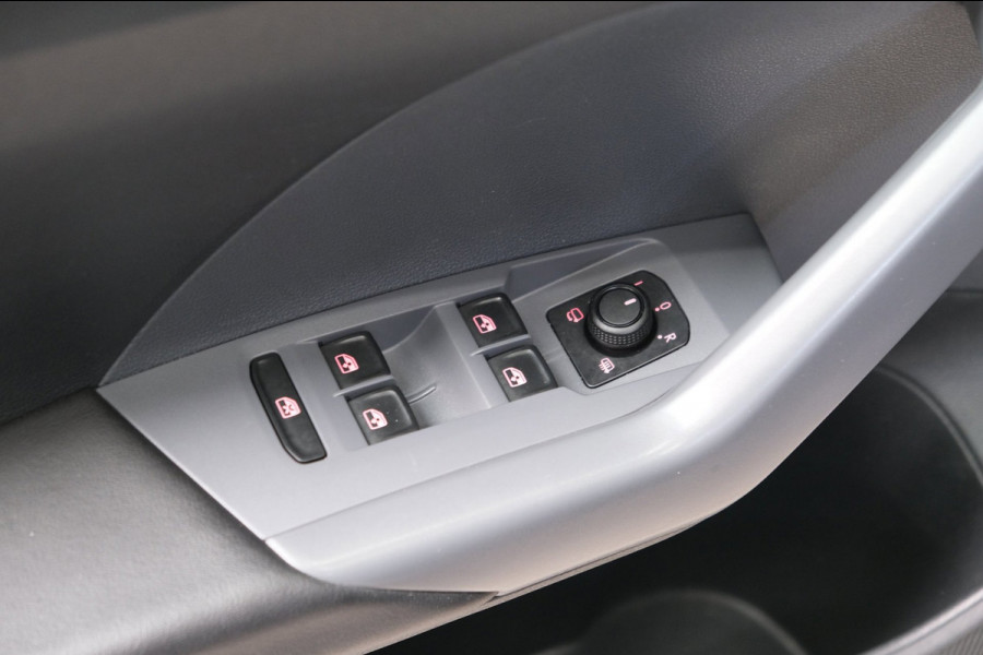 Volkswagen T-Cross 1.0 TSI Life R-Line - N.A.P. Airco