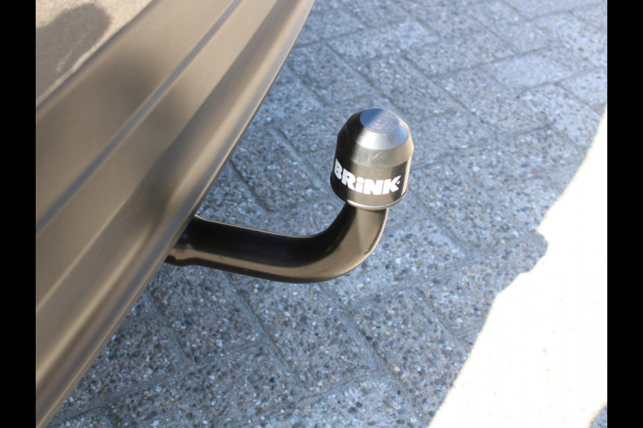 Jaguar F-Pace 2.0 Portfolio AWD 25t | PANORAMADAK | LEDEREN BEKLEDING |