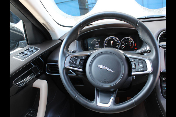 Jaguar F-Pace 2.0 Portfolio AWD 25t | PANORAMADAK | LEDEREN BEKLEDING |