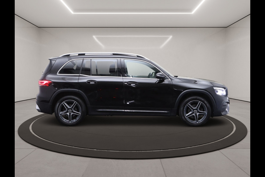 Mercedes-Benz Glb 200 Automaat AMG Line, Panoramadak, Trekhaak, Stoelverwarming