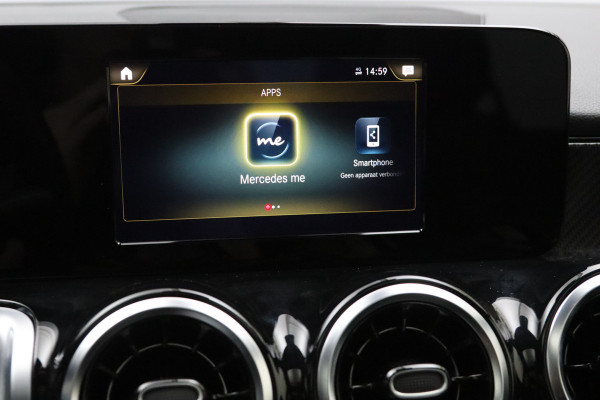 Mercedes-Benz Glb 200 Automaat AMG Line, Panoramadak, Trekhaak, Stoelverwarming