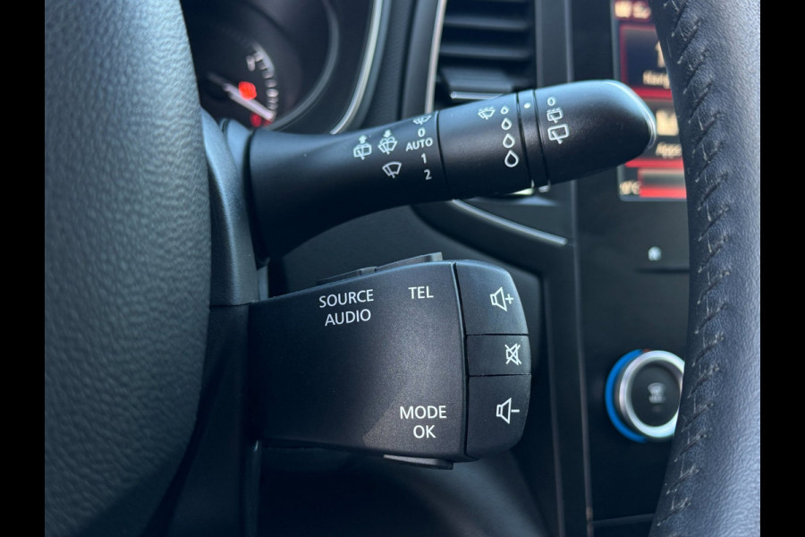 Renault Mégane 1.2 TCe Zen PDC / CRUISE / NAVI / STOELVERWARMING / ZWARTE LMV / ECC