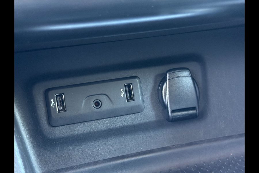 Renault Mégane 1.2 TCe Zen PDC / CRUISE / NAVI / STOELVERWARMING / ZWARTE LMV / ECC