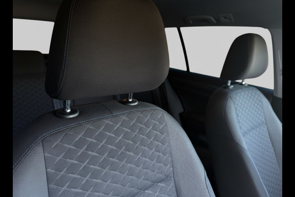 Volkswagen Golf 1.5 TSI AUTOMAAT Comfortline Business, achteruitrijcamera, climaat controle,navigatie, cruise controle