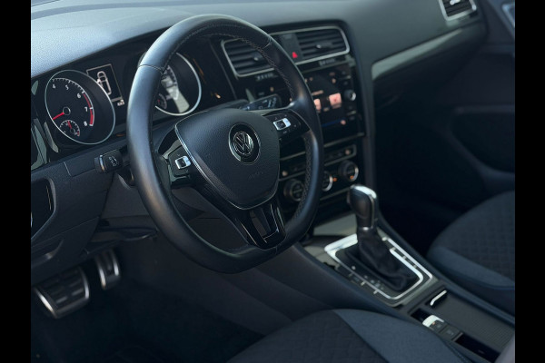Volkswagen Golf 1.5 TSI AUTOMAAT Comfortline Business, achteruitrijcamera, climaat controle,navigatie, cruise controle