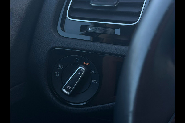 Volkswagen Golf 1.5 TSI AUTOMAAT Comfortline Business, achteruitrijcamera, climaat controle,navigatie, cruise controle