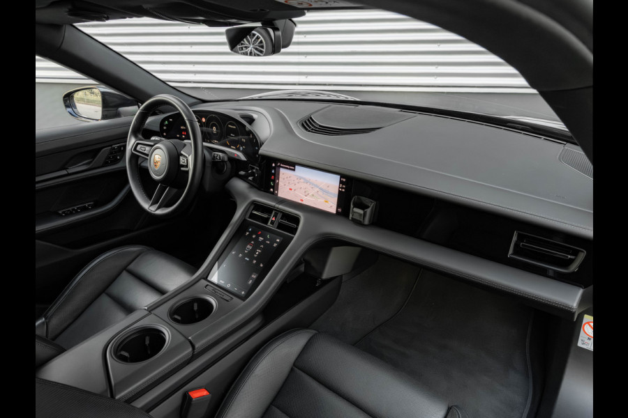 Porsche Taycan 4S Performance 84 kWh - Comfortstoelen - Luchtvering - Stoelventilatie - BOSE - INNO
