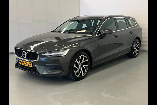 Volvo V60 2.0 T5 Momentum / NL-auto / CarPlay / Leder / Trekhaak