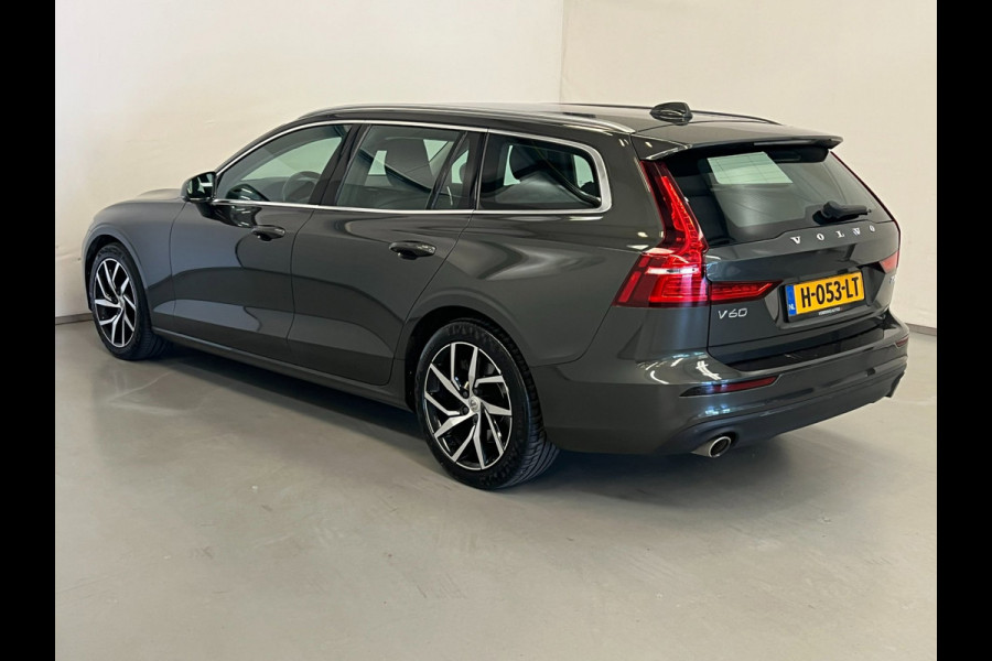 Volvo V60 2.0 T5 Momentum / NL-auto / CarPlay / Leder / Trekhaak