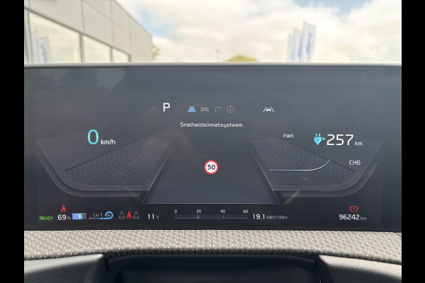 Kia Ev6 Plus AWD 77.4 kWh | 325pk | Lederen Interieur | Stoelverwarming | Adapt. Cruise | Camera | Climate | Vol Leder
