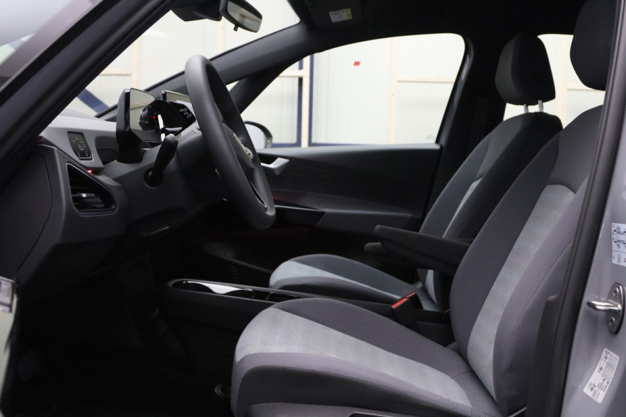 Volkswagen ID.3 Pure 45 kWh, LM Velgen, Carplay, DAB, Parkeersensoren