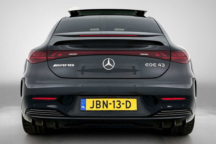 Mercedes-Benz EQE AMG 43 4MATIC 90 kWh(Goed OnderH, Panorama, 360 Camera, SfeerVerlichting, Massage Stoelen, StoelV, Lane A, Etc)