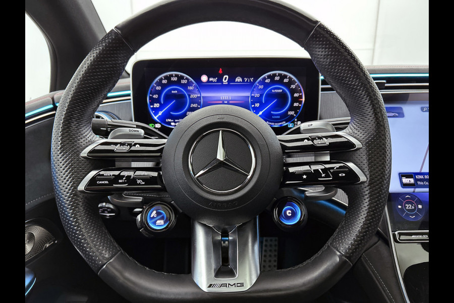 Mercedes-Benz EQE AMG 43 4MATIC 90 kWh(Goed OnderH, Panorama, 360 Camera, SfeerVerlichting, Massage Stoelen, StoelV, Lane A, Etc)
