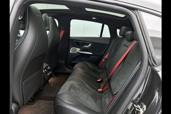 Mercedes-Benz EQE AMG 43 4MATIC 90 kWh(Goed OnderH, Panorama, 360 Camera, SfeerVerlichting, Massage Stoelen, StoelV, Lane A, Etc)
