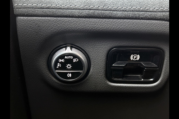 Mercedes-Benz EQE AMG 43 4MATIC 90 kWh(Goed OnderH, Panorama, 360 Camera, SfeerVerlichting, Massage Stoelen, StoelV, Lane A, Etc)