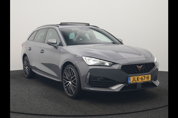 CUPRA Leon 1.4 e-Hybrid VZ Copper Edition PHEV 245pk Dealer O.H PHEV | Panodak | Adaptive Cruise | Sportstoelen Memory & Verwarmd | Sfeerverlichting | Apple Carplay | Blis | Keyless | Stuur Verwarmd | Navigatie | Virtual | DAB | Plug In Hybrid
