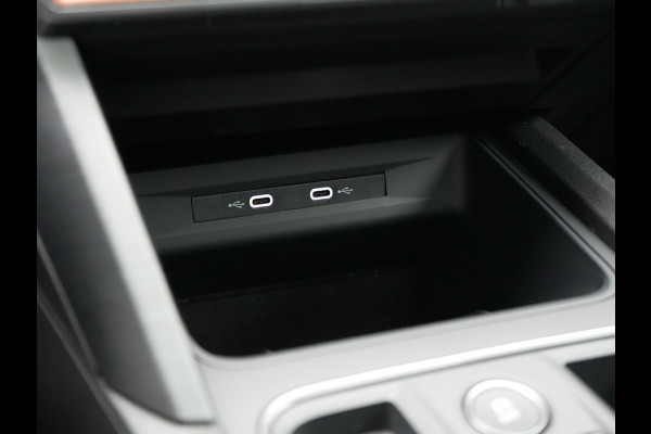 CUPRA Leon 1.4 e-Hybrid VZ Copper Edition PHEV 245pk Dealer O.H PHEV | Panodak | Adaptive Cruise | Sportstoelen Memory & Verwarmd | Sfeerverlichting | Apple Carplay | Blis | Keyless | Stuur Verwarmd | Navigatie | Virtual | DAB | Plug In Hybrid