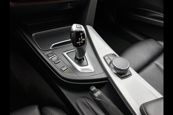 BMW 3 Serie Touring 320i Edition M Sport Shadow Executive(NL-auto, Dealer OnderH, Panorama, Camera, StoelV, Climate Con, NaviProf)