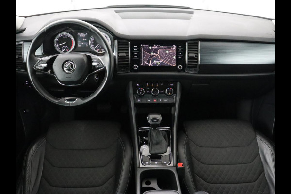 Škoda Kodiaq 1.5 TSI Business Edition | Trekhaak | Half leder | Keyless | Carplay | Canton Sound | Sfeerverlichting | Navigatie | Camera | Cruise control | Full LED | Bluetooth | Climate control