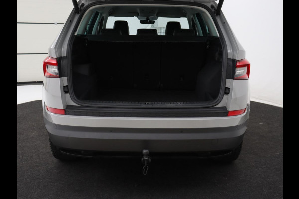 Škoda Kodiaq 1.5 TSI Business Edition | Trekhaak | Half leder | Keyless | Carplay | Canton Sound | Sfeerverlichting | Navigatie | Camera | Cruise control | Full LED | Bluetooth | Climate control