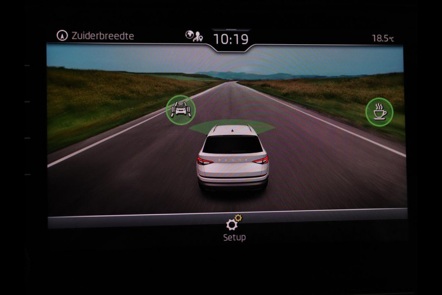 Škoda Kodiaq 1.5 TSI Business Edition | Trekhaak | Half leder | Keyless | Carplay | Canton Sound | Sfeerverlichting | Navigatie | Camera | Cruise control | Full LED | Bluetooth | Climate control