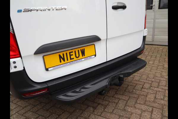Mercedes-Benz eSprinter 414 Accu 113 kWh WLPT 445 KM AC+DC Snelladen L3H2 Maxi - Trekhaak