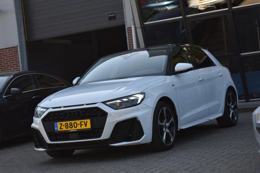 Audi A1 Sportback 35 TFSI S-Line Lane ACC Keyless