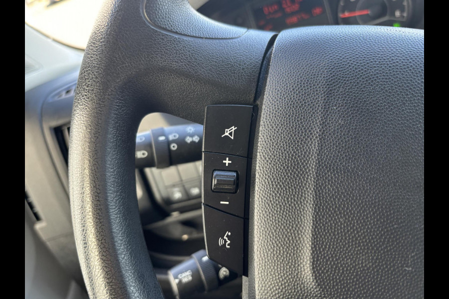 Peugeot Boxer 330 2.2 HDi 120 L1H1*AIRCO*CAMERA*CRUISE*PDC*HAAK*