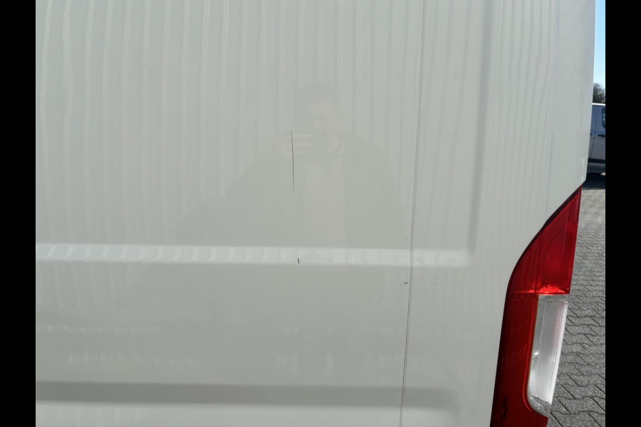 Peugeot Boxer 330 2.2 HDi 120 L1H1*AIRCO*CAMERA*CRUISE*PDC*HAAK*