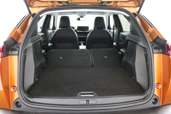 Peugeot 2008 1.2 Allure*130PK*NAVI*CAM*HAAK*ECC*CRUISE*
