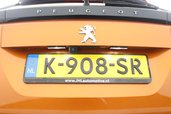 Peugeot 2008 1.2 Allure*130PK*NAVI*CAM*HAAK*ECC*CRUISE*