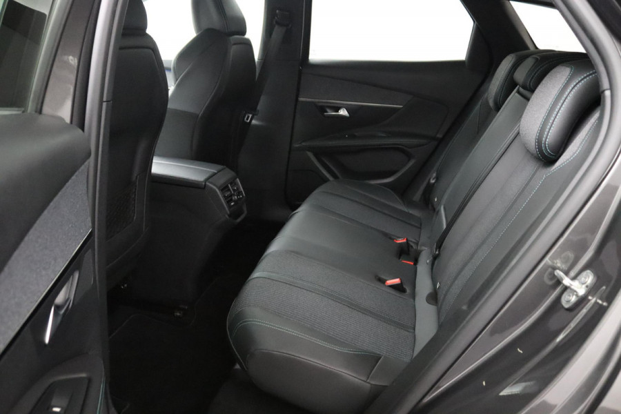 Peugeot 3008 1.2 Allure*130PK*CARPLAY*ECC*CRUISE*NAVI*HAAK*CAM*