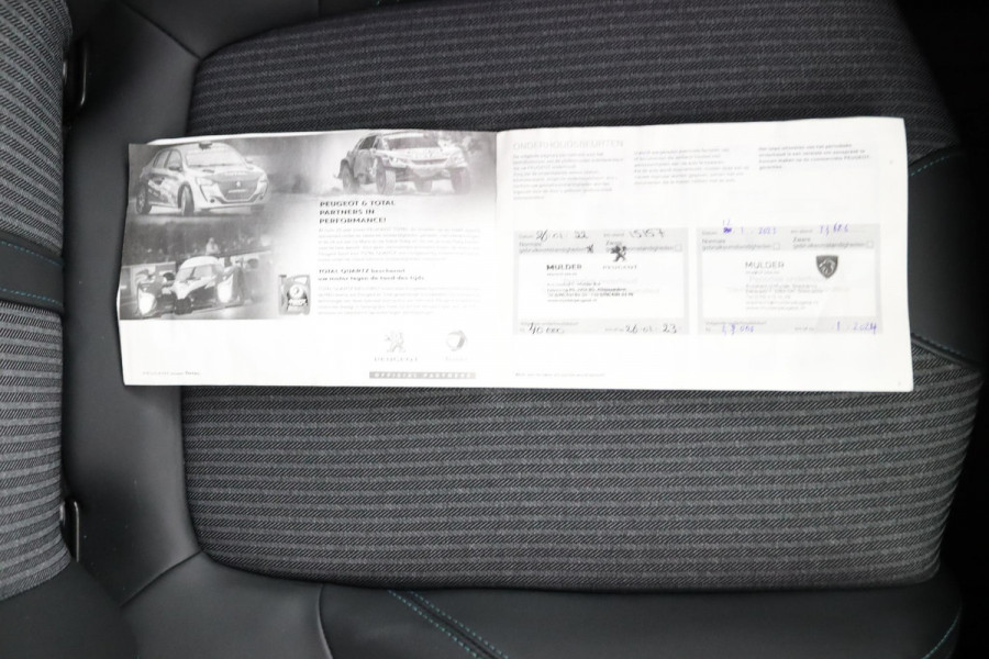 Peugeot 3008 1.2 Allure*130PK*CARPLAY*ECC*CRUISE*NAVI*HAAK*CAM*