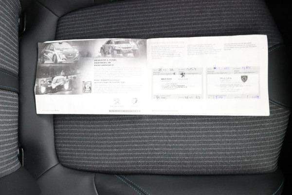 Peugeot 3008 1.2 Allure*130PK*CARPLAY*ECC*CRUISE*NAVI*HAAK*CAM*